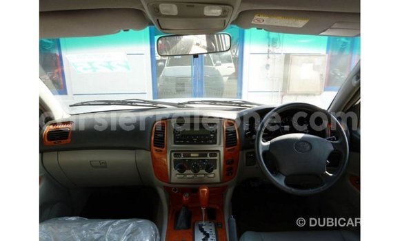Buy Import Toyota Land Cruiser White Car in Import - Dubai in Kailahun Buy Import Toyota Land Cruiser White Car in Import - Dubai in Kailahun