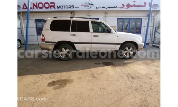 Buy Import Toyota Land Cruiser White Car in Import - Dubai in Kailahun Buy Import Toyota Land Cruiser White Car in Import - Dubai in Kailahun