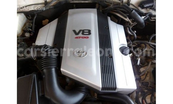 Buy Import Toyota Land Cruiser White Car in Import - Dubai in Kailahun Buy Import Toyota Land Cruiser White Car in Import - Dubai in Kailahun