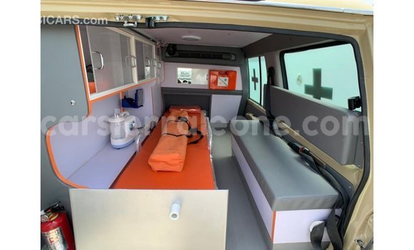 Buy Import Toyota Land Cruiser Beige Car in Import - Dubai in Kailahun Buy Import Toyota Land Cruiser Beige Car in Import - Dubai in Kailahun