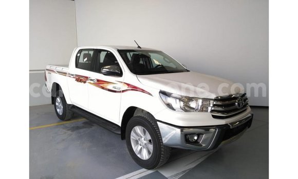 Buy Import Toyota Hilux White Car in Import - Dubai in Kailahun Buy Import Toyota Hilux White Car in Import - Dubai in Kailahun