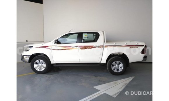 Buy Import Toyota Hilux White Car in Import - Dubai in Kailahun Buy Import Toyota Hilux White Car in Import - Dubai in Kailahun