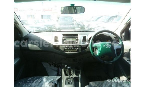 Buy Import Toyota Hilux White Car in Import - Dubai in Kailahun Buy Import Toyota Hilux White Car in Import - Dubai in Kailahun