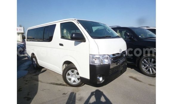 Buy Import Toyota Hiace White Car in Import - Dubai in Kailahun Buy Import Toyota Hiace White Car in Import - Dubai in Kailahun