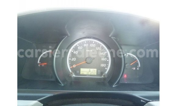 Buy Import Toyota Hiace White Car in Import - Dubai in Kailahun Buy Import Toyota Hiace White Car in Import - Dubai in Kailahun