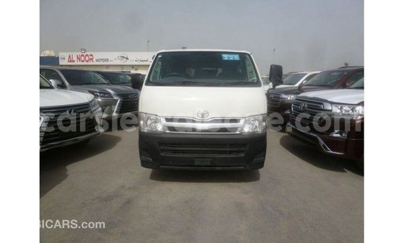 Buy Import Toyota Hiace White Car in Import - Dubai in Kailahun Buy Import Toyota Hiace White Car in Import - Dubai in Kailahun