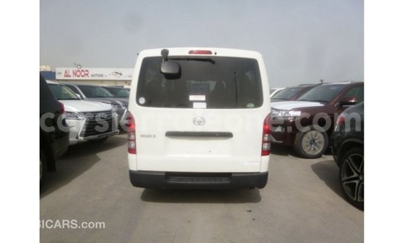 Buy Import Toyota Hiace White Car in Import - Dubai in Kailahun Buy Import Toyota Hiace White Car in Import - Dubai in Kailahun