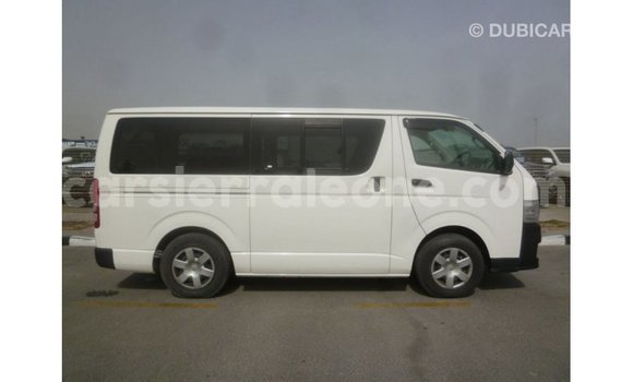 Buy Import Toyota Hiace White Car in Import - Dubai in Kailahun Buy Import Toyota Hiace White Car in Import - Dubai in Kailahun