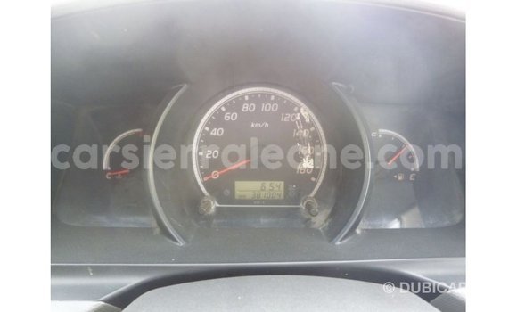 Buy Import Toyota Hiace White Car in Import - Dubai in Kailahun Buy Import Toyota Hiace White Car in Import - Dubai in Kailahun