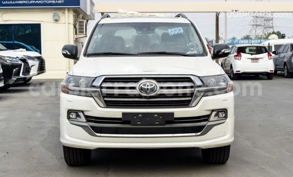 Buy Import Toyota Land Cruiser Black Car in Import - Dubai in Kailahun Buy Import Toyota Land Cruiser Black Car in Import - Dubai in Kailahun