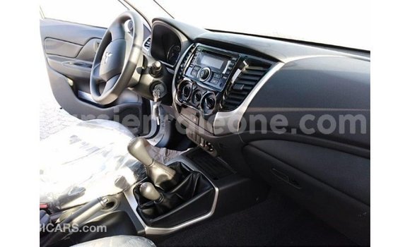 Buy Import Mitsubishi L200 White Car in Import - Dubai in Kailahun Buy Import Mitsubishi L200 White Car in Import - Dubai in Kailahun