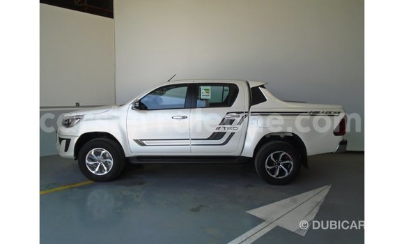 Buy Import Toyota Hilux White Car in Import - Dubai in Kailahun Buy Import Toyota Hilux White Car in Import - Dubai in Kailahun