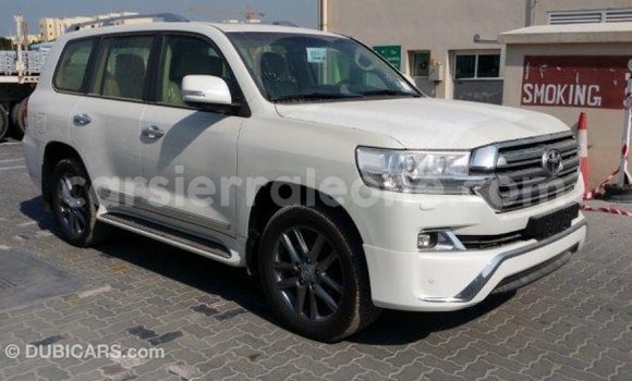 Buy Import Toyota Land Cruiser White Car in Import - Dubai in Kailahun Buy Import Toyota Land Cruiser White Car in Import - Dubai in Kailahun