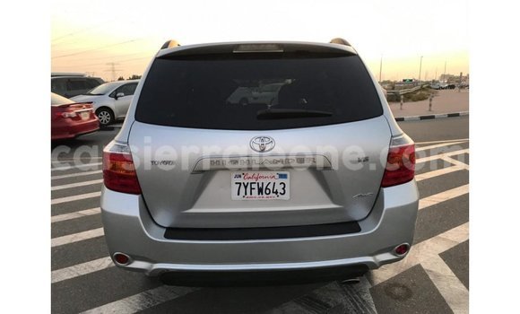 Buy Import Toyota Highlander Other Car in Import - Dubai in Kailahun Buy Import Toyota Highlander Other Car in Import - Dubai in Kailahun