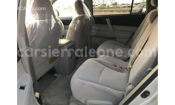 Buy Import Toyota Highlander Other Car in Import - Dubai in Kailahun Buy Import Toyota Highlander Other Car in Import - Dubai in Kailahun