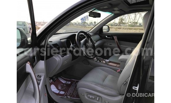 Buy Import Toyota Highlander Black Car in Import - Dubai in Kailahun Buy Import Toyota Highlander Black Car in Import - Dubai in Kailahun
