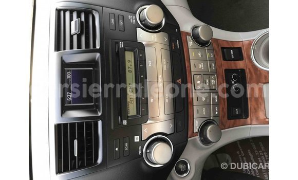 Buy Import Toyota Highlander Black Car in Import - Dubai in Kailahun Buy Import Toyota Highlander Black Car in Import - Dubai in Kailahun