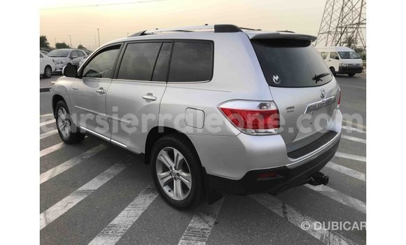 Buy Import Toyota Highlander Other Car in Import - Dubai in Kailahun Buy Import Toyota Highlander Other Car in Import - Dubai in Kailahun