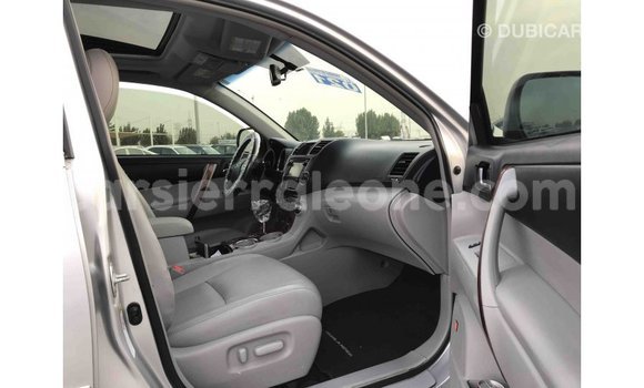 Buy Import Toyota Highlander Other Car in Import - Dubai in Kailahun Buy Import Toyota Highlander Other Car in Import - Dubai in Kailahun