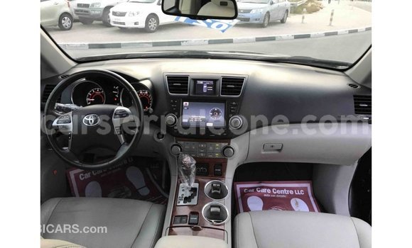 Buy Import Toyota Highlander Black Car in Import - Dubai in Kailahun Buy Import Toyota Highlander Black Car in Import - Dubai in Kailahun
