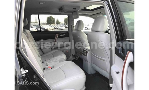 Buy Import Toyota Highlander Black Car in Import - Dubai in Kailahun Buy Import Toyota Highlander Black Car in Import - Dubai in Kailahun