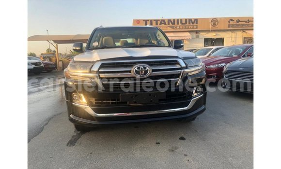Buy Import Toyota Land Cruiser Black Car in Import - Dubai in Kailahun Buy Import Toyota Land Cruiser Black Car in Import - Dubai in Kailahun
