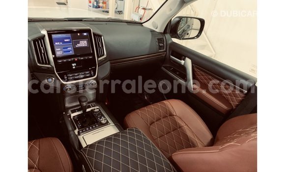 Buy Import Toyota Land Cruiser Black Car in Import - Dubai in Kailahun Buy Import Toyota Land Cruiser Black Car in Import - Dubai in Kailahun
