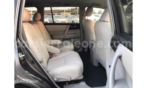 Buy Import Toyota Highlander Other Car in Import - Dubai in Kailahun Buy Import Toyota Highlander Other Car in Import - Dubai in Kailahun
