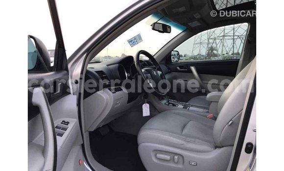Buy Import Toyota Highlander Other Car in Import - Dubai in Kailahun Buy Import Toyota Highlander Other Car in Import - Dubai in Kailahun