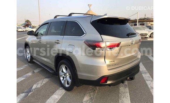 Buy Import Toyota Highlander Beige Car in Import - Dubai in Kailahun Buy Import Toyota Highlander Beige Car in Import - Dubai in Kailahun