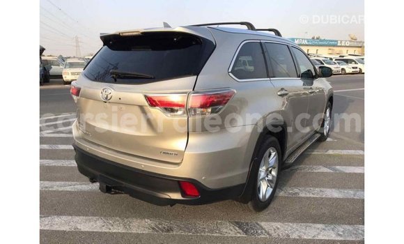 Buy Import Toyota Highlander Beige Car in Import - Dubai in Kailahun Buy Import Toyota Highlander Beige Car in Import - Dubai in Kailahun