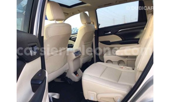 Buy Import Toyota Highlander Beige Car in Import - Dubai in Kailahun Buy Import Toyota Highlander Beige Car in Import - Dubai in Kailahun