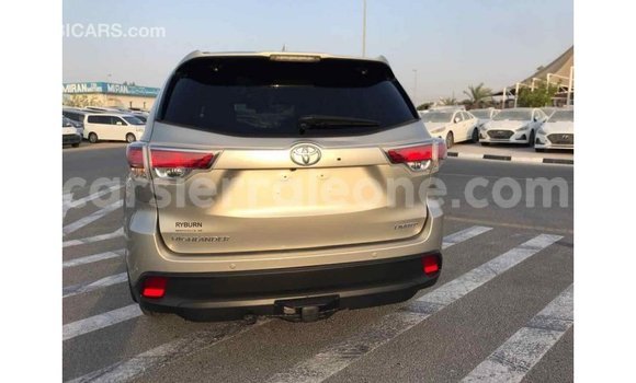 Buy Import Toyota Highlander Beige Car in Import - Dubai in Kailahun Buy Import Toyota Highlander Beige Car in Import - Dubai in Kailahun