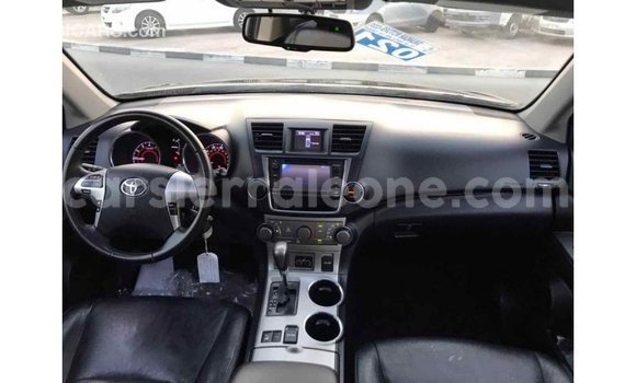 Buy Import Toyota Highlander Black Car in Import - Dubai in Kailahun Buy Import Toyota Highlander Black Car in Import - Dubai in Kailahun
