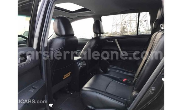 Buy Import Toyota Highlander Black Car in Import - Dubai in Kailahun Buy Import Toyota Highlander Black Car in Import - Dubai in Kailahun