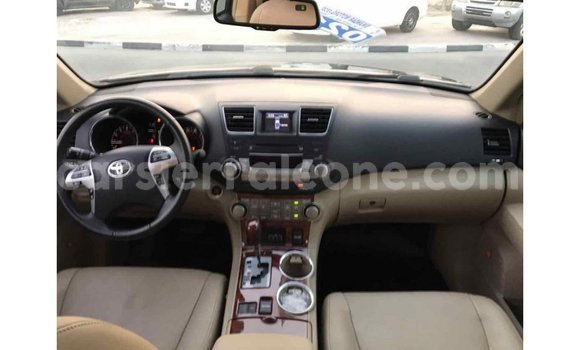 Buy Import Toyota Highlander Black Car in Import - Dubai in Kailahun Buy Import Toyota Highlander Black Car in Import - Dubai in Kailahun