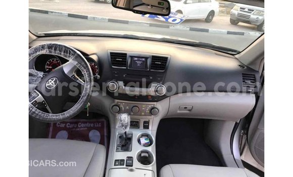Buy Import Toyota Highlander Other Car in Import - Dubai in Kailahun Buy Import Toyota Highlander Other Car in Import - Dubai in Kailahun