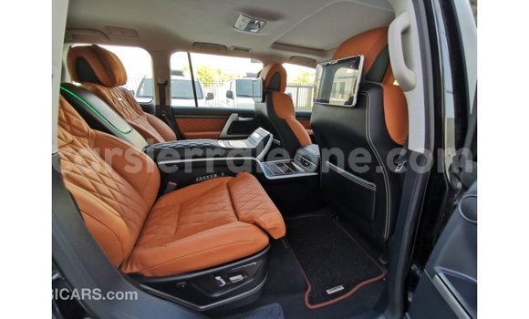 Buy Import Toyota Land Cruiser Black Car in Import - Dubai in Kailahun Buy Import Toyota Land Cruiser Black Car in Import - Dubai in Kailahun