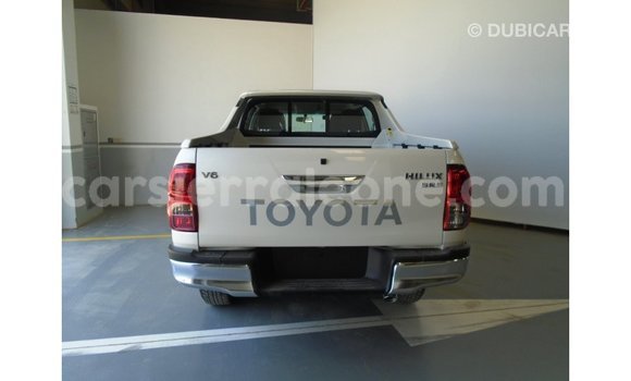 Buy Import Toyota Hilux White Car in Import - Dubai in Kailahun Buy Import Toyota Hilux White Car in Import - Dubai in Kailahun