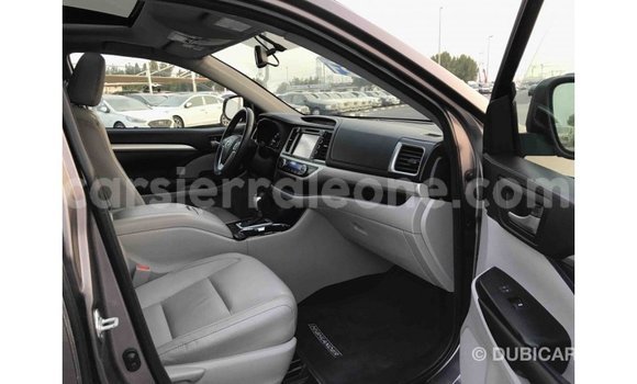 Buy Import Toyota Highlander Other Car in Import - Dubai in Kailahun Buy Import Toyota Highlander Other Car in Import - Dubai in Kailahun