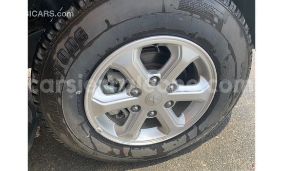 Buy Import Mitsubishi L200 Black Car in Import - Dubai in Kailahun Buy Import Mitsubishi L200 Black Car in Import - Dubai in Kailahun