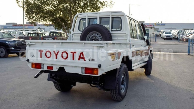 Big with watermark toyota land cruiser kailahun import dubai 4674