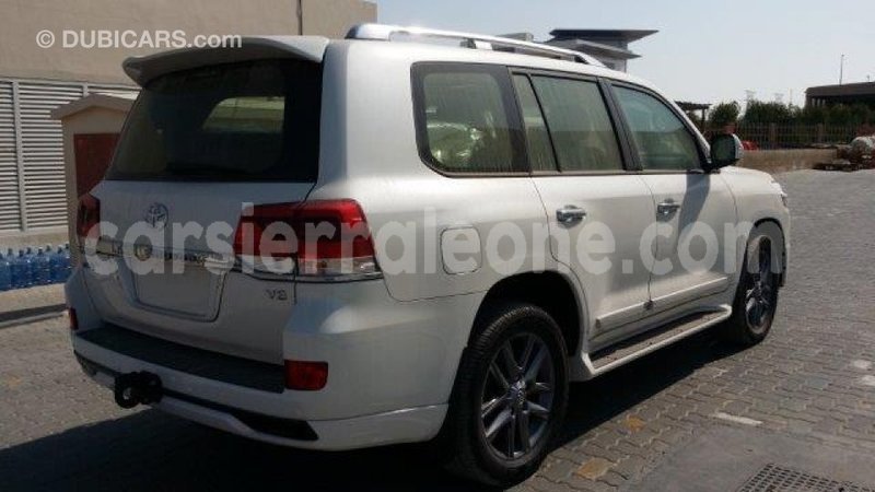 Big with watermark toyota land cruiser kailahun import dubai 4675