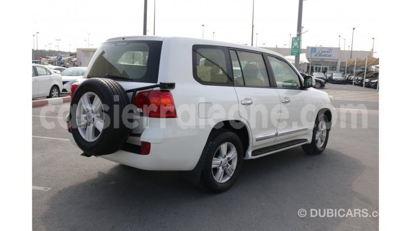 Big with watermark toyota land cruiser kailahun import dubai 4677