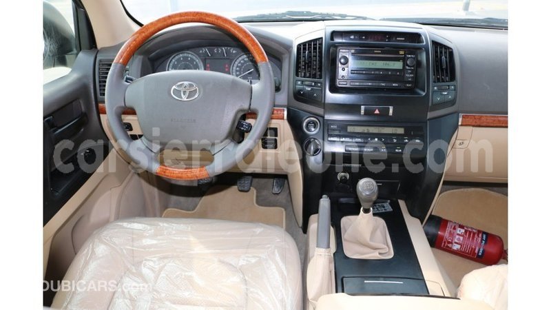 Big with watermark toyota land cruiser kailahun import dubai 4677