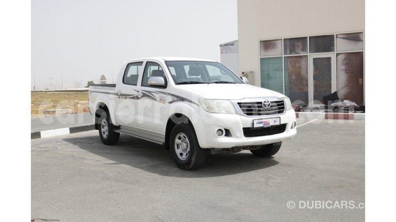 Big with watermark toyota hilux kailahun import dubai 4679