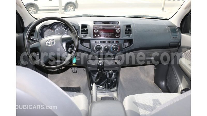 Big with watermark toyota hilux kailahun import dubai 4679