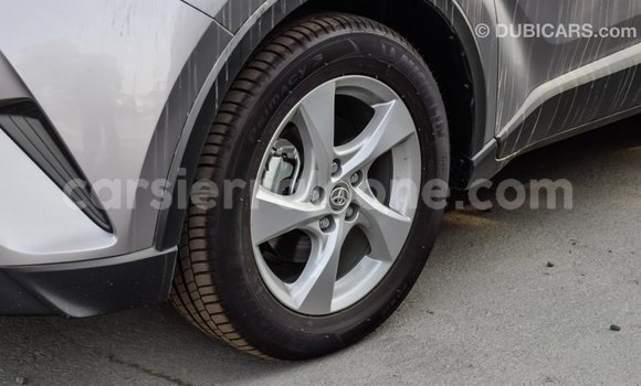 Acheter Import Voiture Toyota C-HR Autre à Import - Dubai, Kailahun Acheter Import Voiture Toyota C-HR Autre à Import - Dubai, Kailahun