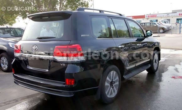 Buy Import Toyota Land Cruiser Black Car in Import - Dubai in Kailahun Buy Import Toyota Land Cruiser Black Car in Import - Dubai in Kailahun