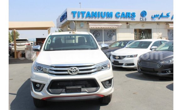 Buy Import Toyota Hilux White Car in Import - Dubai in Kailahun Buy Import Toyota Hilux White Car in Import - Dubai in Kailahun